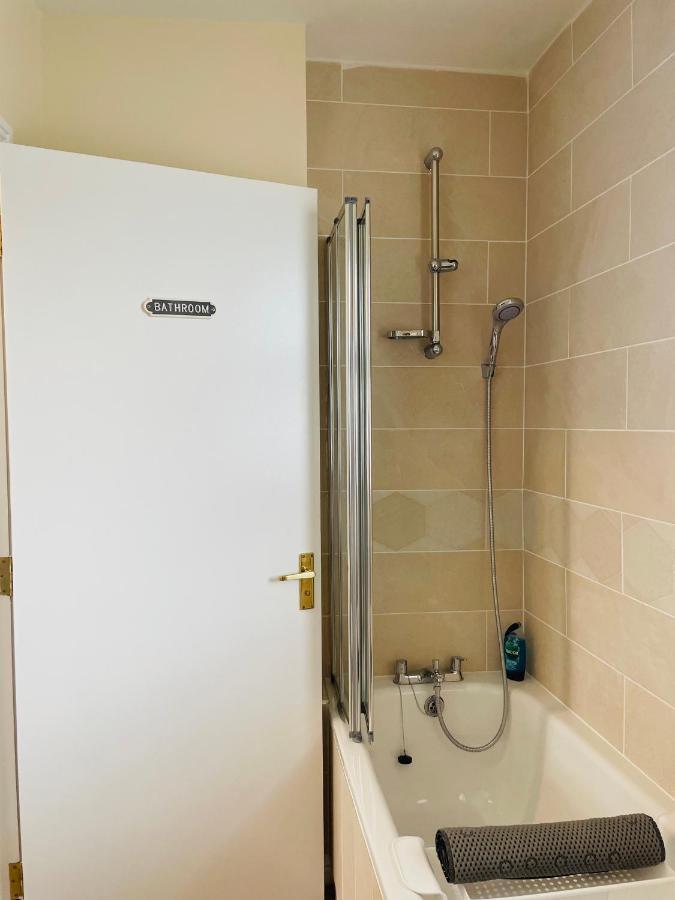 Heights View Apartment Londonderry Ngoại thất bức ảnh